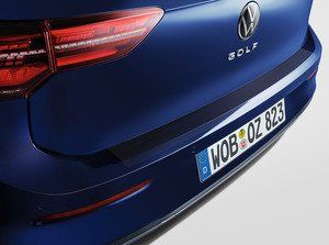 VW Tutti pezzi di ricambio auto: VW GOLF LADEKANTENSCHUTZ – Nuovo e nell'imballaggio originale da Brügg BE venduto da AMAG_Biel