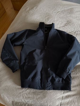 Leichte Jacke Gr 140 für Jungs
