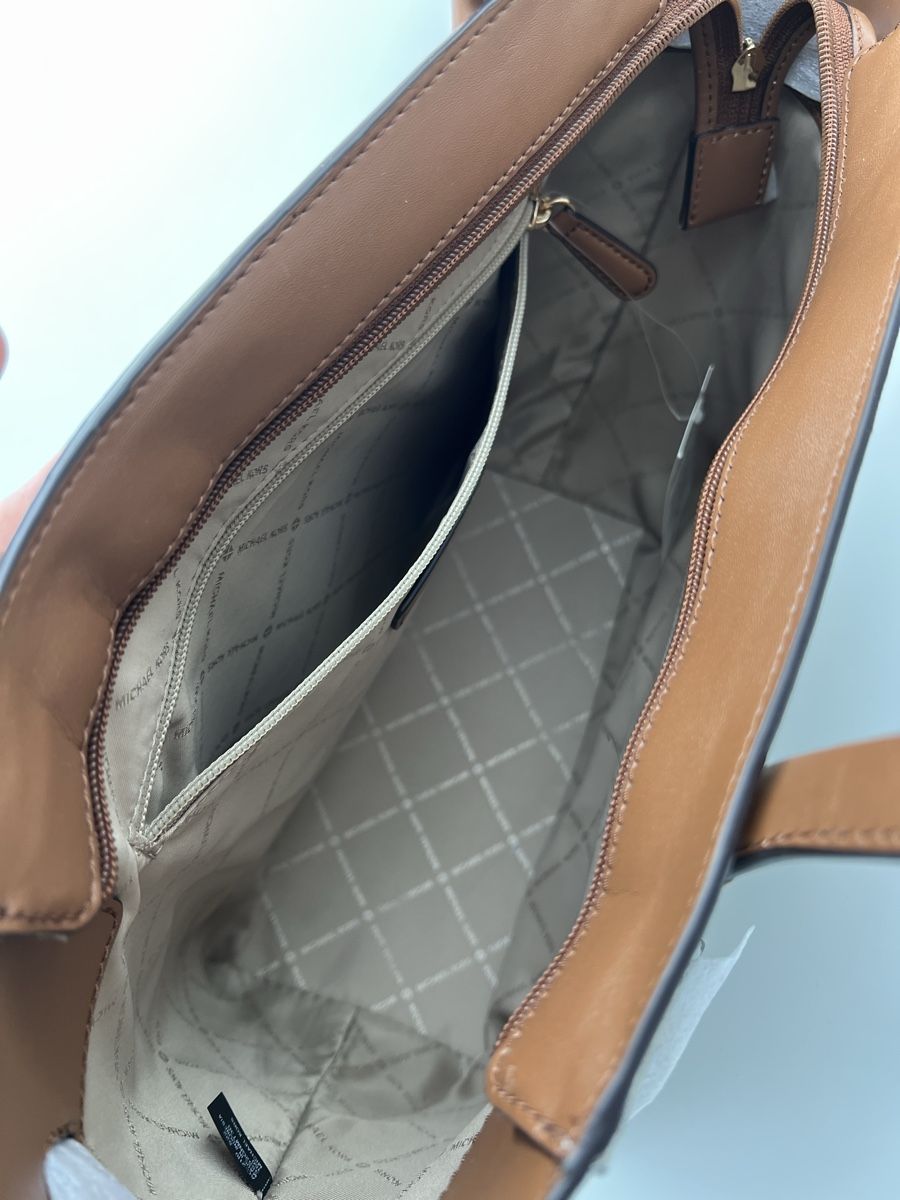 Michael Kors Sacs femmes: Michael Kors – Neuf avec emballage d'origine à Niederbipp par thu_b56g 3