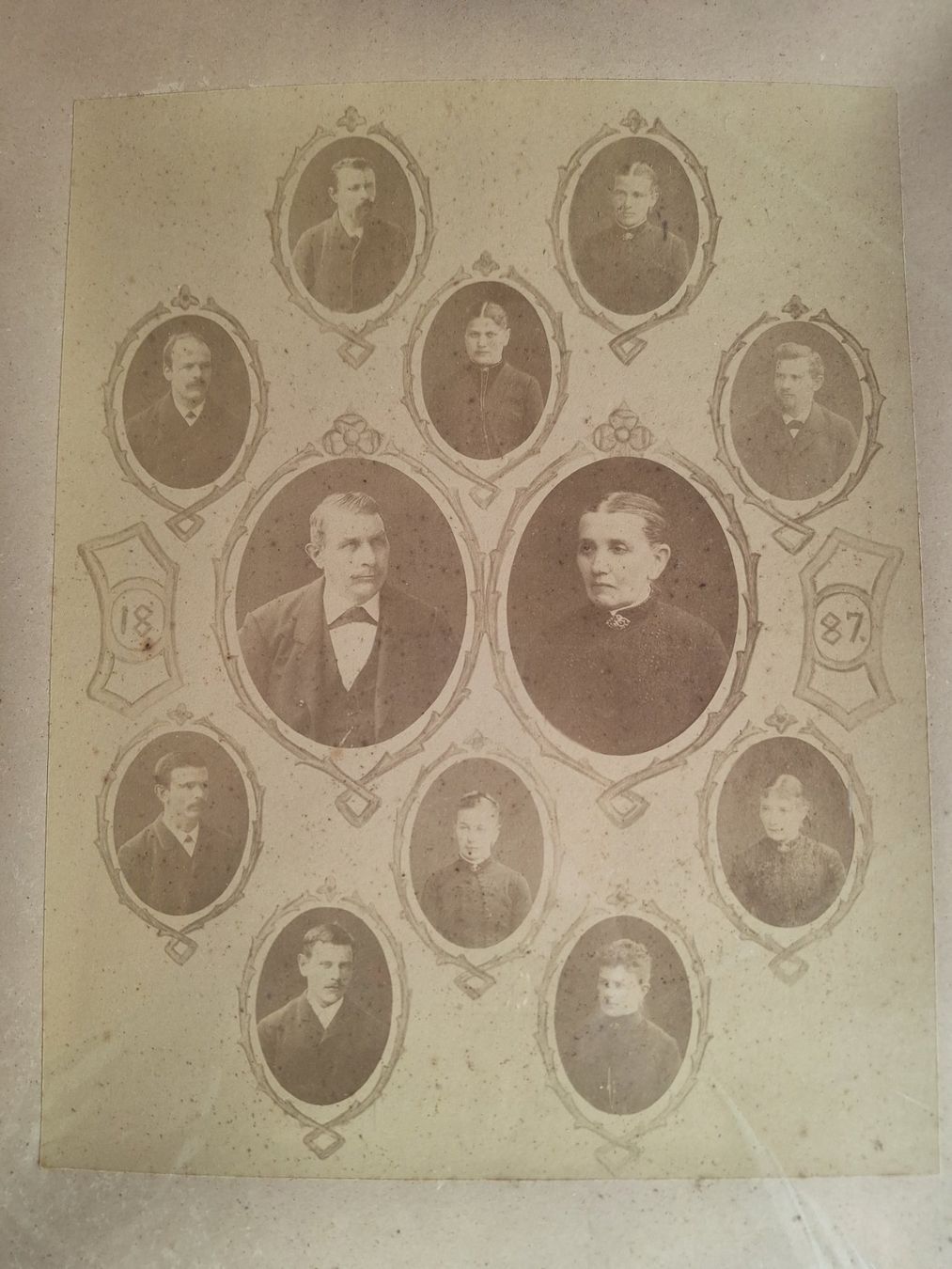 Cornici: ANTIKER BILDERRAHMEN 1887 – Usato da Huttwil venduto da Kunterbuntli 2