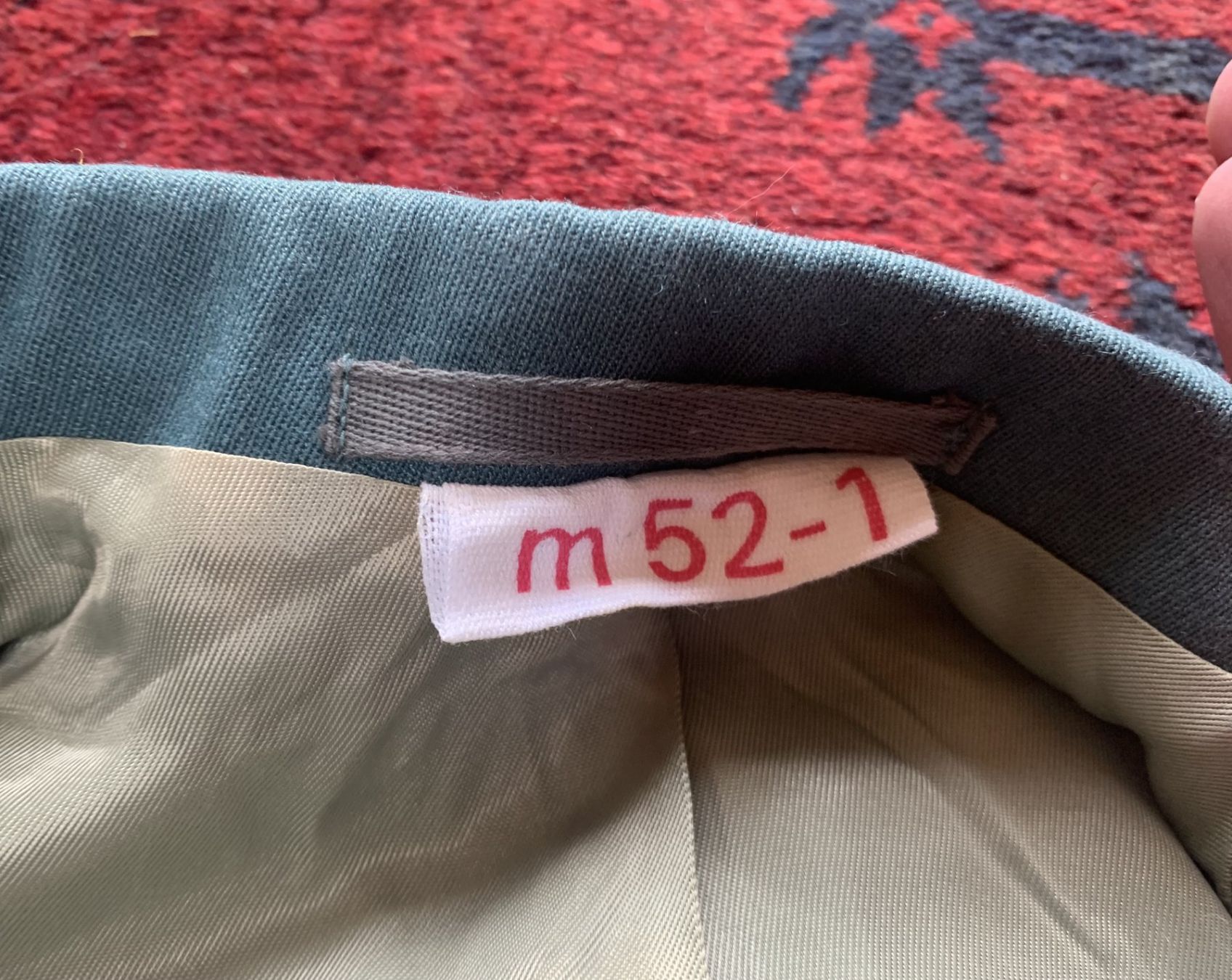 Uniformi: Uniform Volkspolizei DDR – Usato da Volketswil venduto da zwitsch33 3