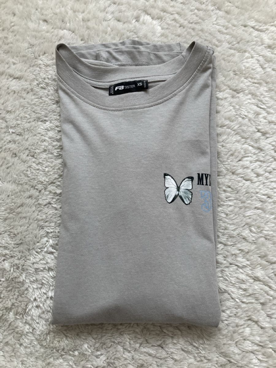 T-shirt: Oversized T-shirt mit backprint – Nuovo (secondo la descrizione) da Zürich venduto da uma_y5q8 5