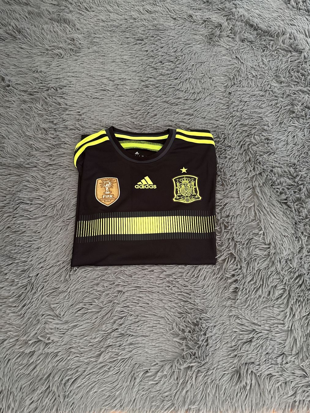 Adidas Canottiere & Pantaloni: Spanien Fussballtrikot 2014 S/M – Nuovo e nell'imballaggio originale da Schindellegi venduto da jer_hz76 3
