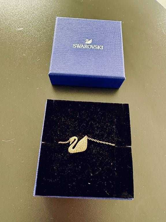 Catenine: Collana Swarovski originale – Usato da Massagno venduto da whi_d5bd