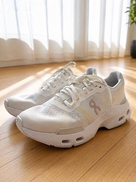 Chaussures hommes: On Speedboard CloudTec Sportschuhe – D'occasion à Neerach par S_Feros