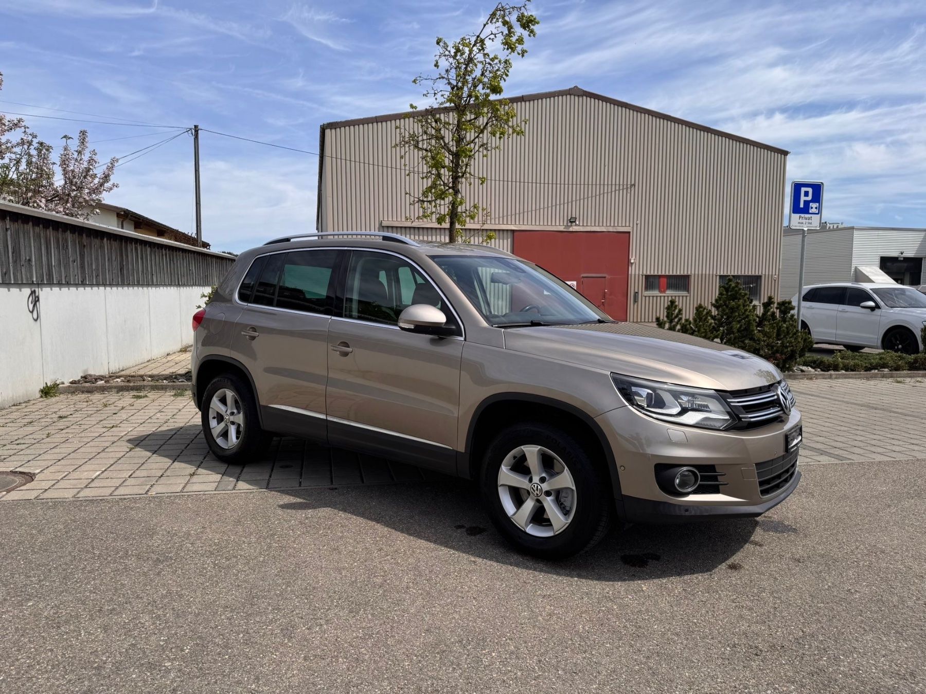VW Automobili: VW Tiguan 2.0 TSI 4Motion – Usato da Gossau SG venduto da Nez-lim 2