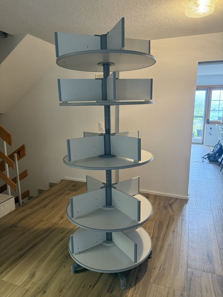 Scaffali: Büroturm drehbar – Usato da Rapperswil SG venduto da Taemsi_96