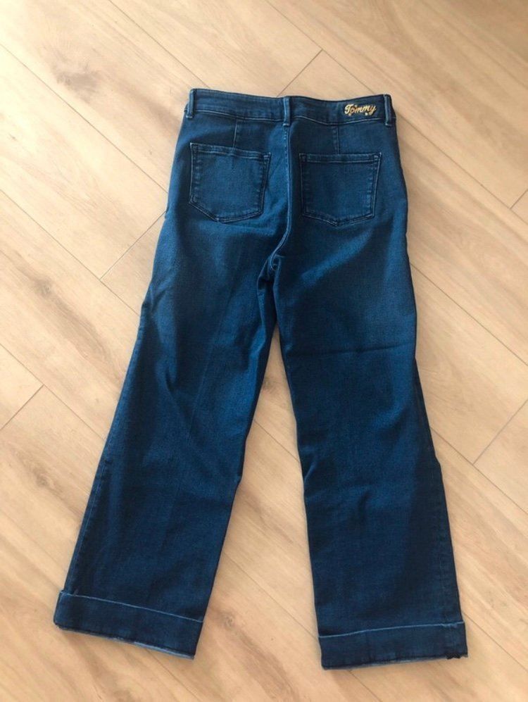 Tommy Hilfiger Jeans: NEU Tommy Hilfiger Jeans Gr. 29 – Nuovo e nell'imballaggio originale da Füllinsdorf venduto da Sunnebliemli7 3