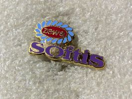 Ansteckpin 60: Zeme Softis