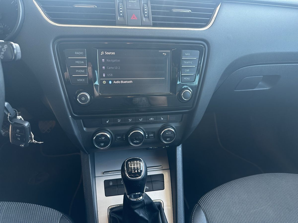Skoda Automobili: Skoda Octavia 1.6 Diesel  – Usato da Luzern venduto da Swiss-Garage 6