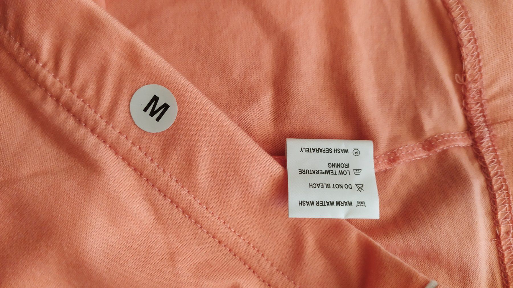 Leggings: Cycliste/Short orange  M – Nuovo e nell'imballaggio originale da Chezard St-Martin venduto da Loucail 1