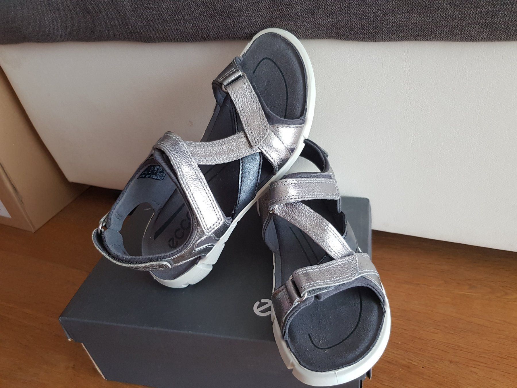 Ecco Scarpe per ragazze: Mädchensandalen von Ecco Gr.35 – Nuovo e nell'imballaggio originale da Reinach AG venduto da innamac 5