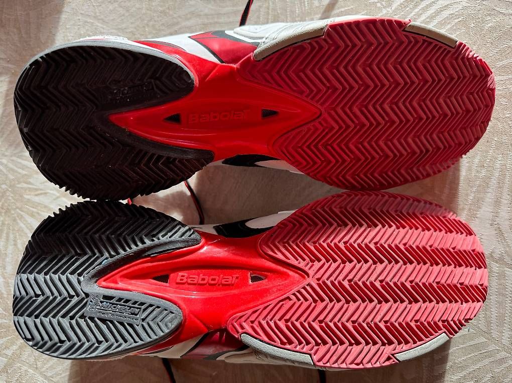 Herrenschuhe: Chaussures de tennis Babolat taille 44 – Gebraucht aus Muraz (Collombey) von cma57 3