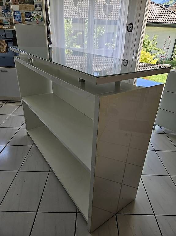 Allestimento di negozi e stand fieristici: Bar – Usato da Horw venduto da severine.mosig