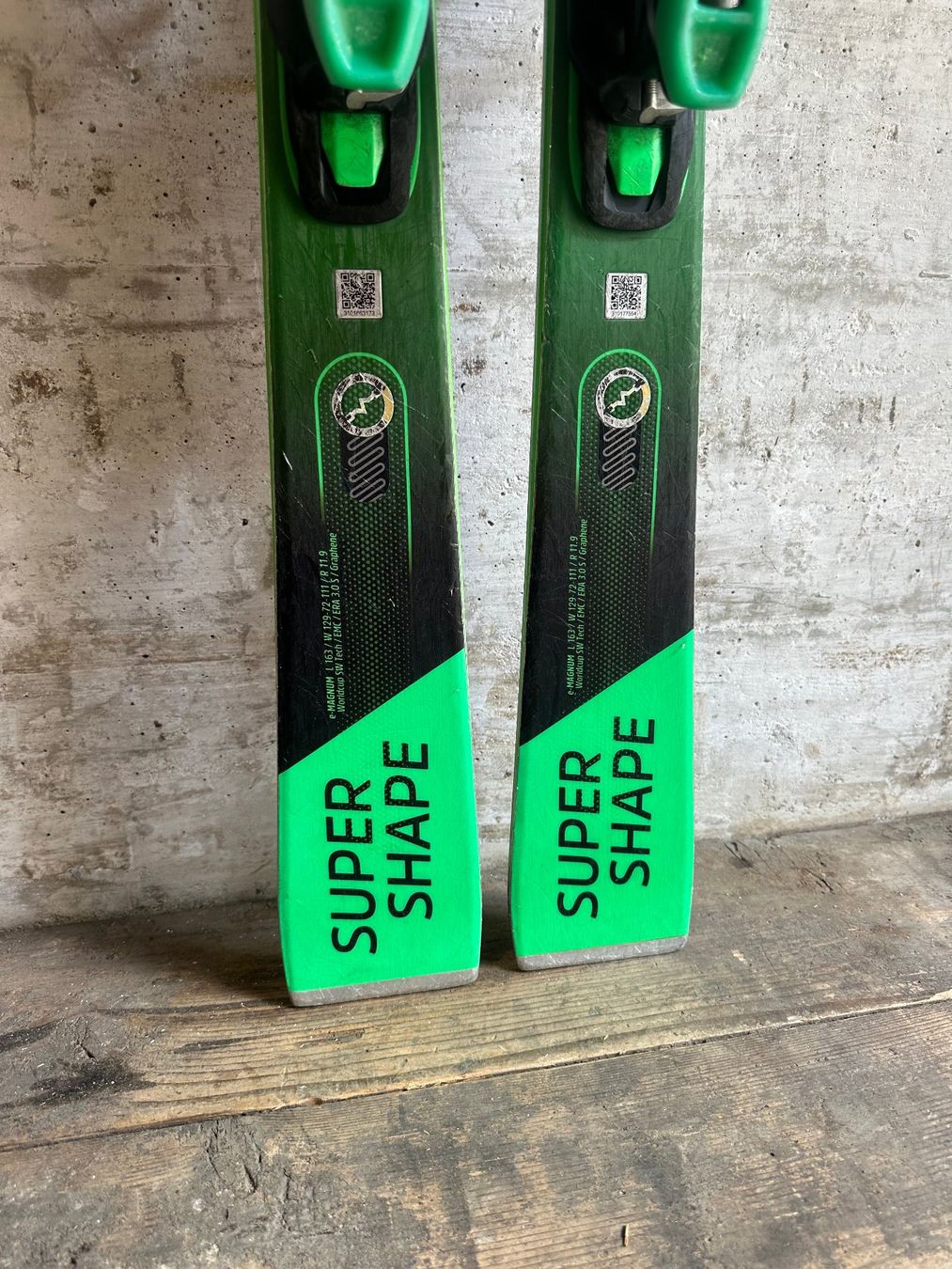 Head Skis: Head Supershape Ski 163CM – D'occasion à Emmenbrücke par karkarkar 2