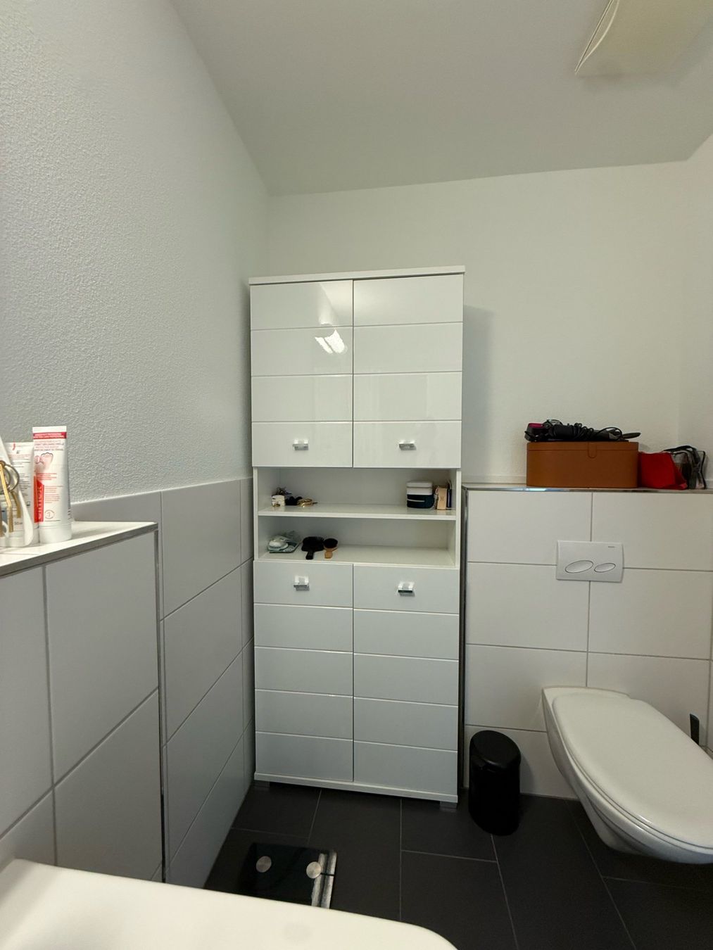 Bad-Hochschrank weiss Hochglanz, 75 × 30 × 190 cm, wie neu (D'occasion ...