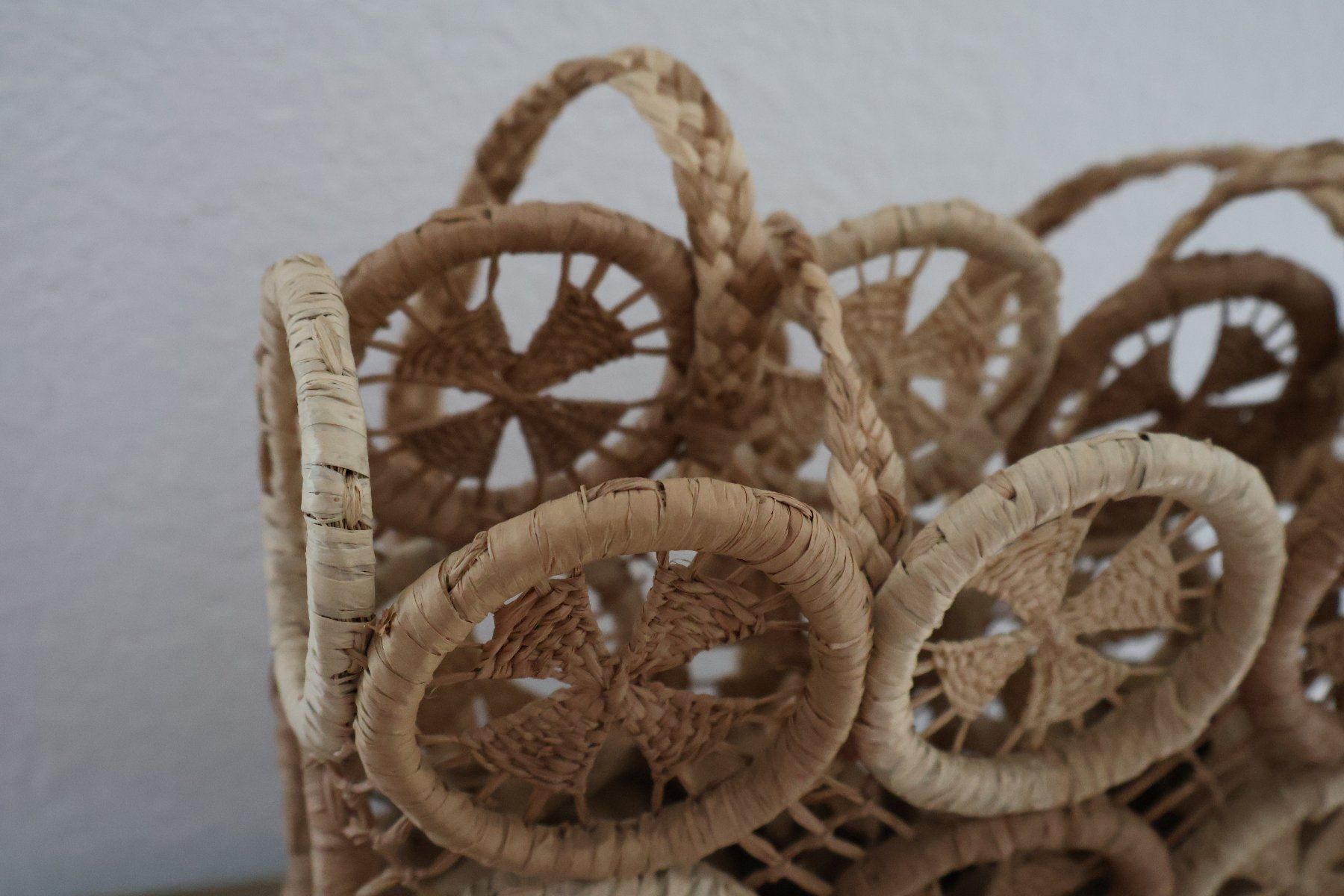 Taschen für Damen: Designer Raffia Tasche sehr exklusiv – Neu und originalverpackt aus Müntschemier von voisin01 1