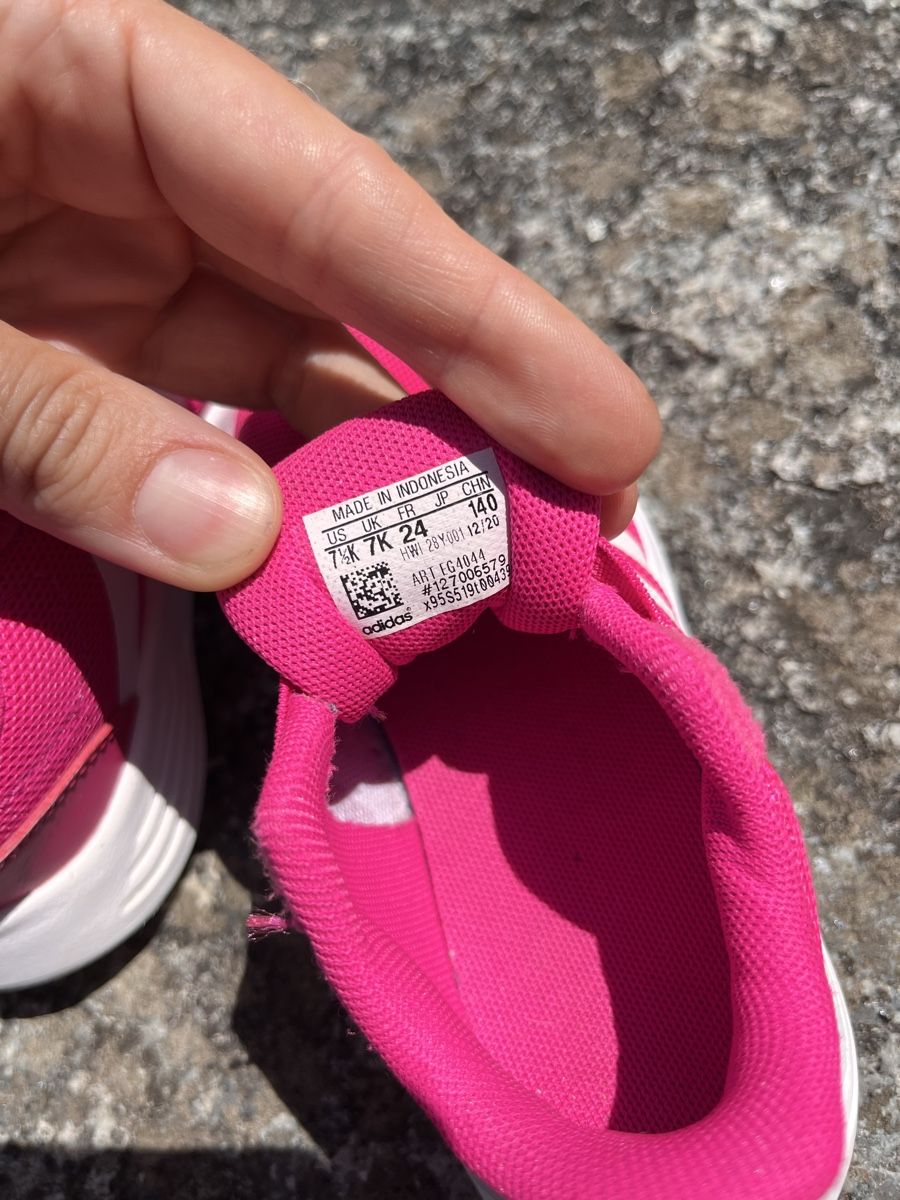 Adidas Schuhe für Mädchen: Sportschuhe Gr. 24 Mädchen – Gebraucht aus Salenstein von gal_npx7 3