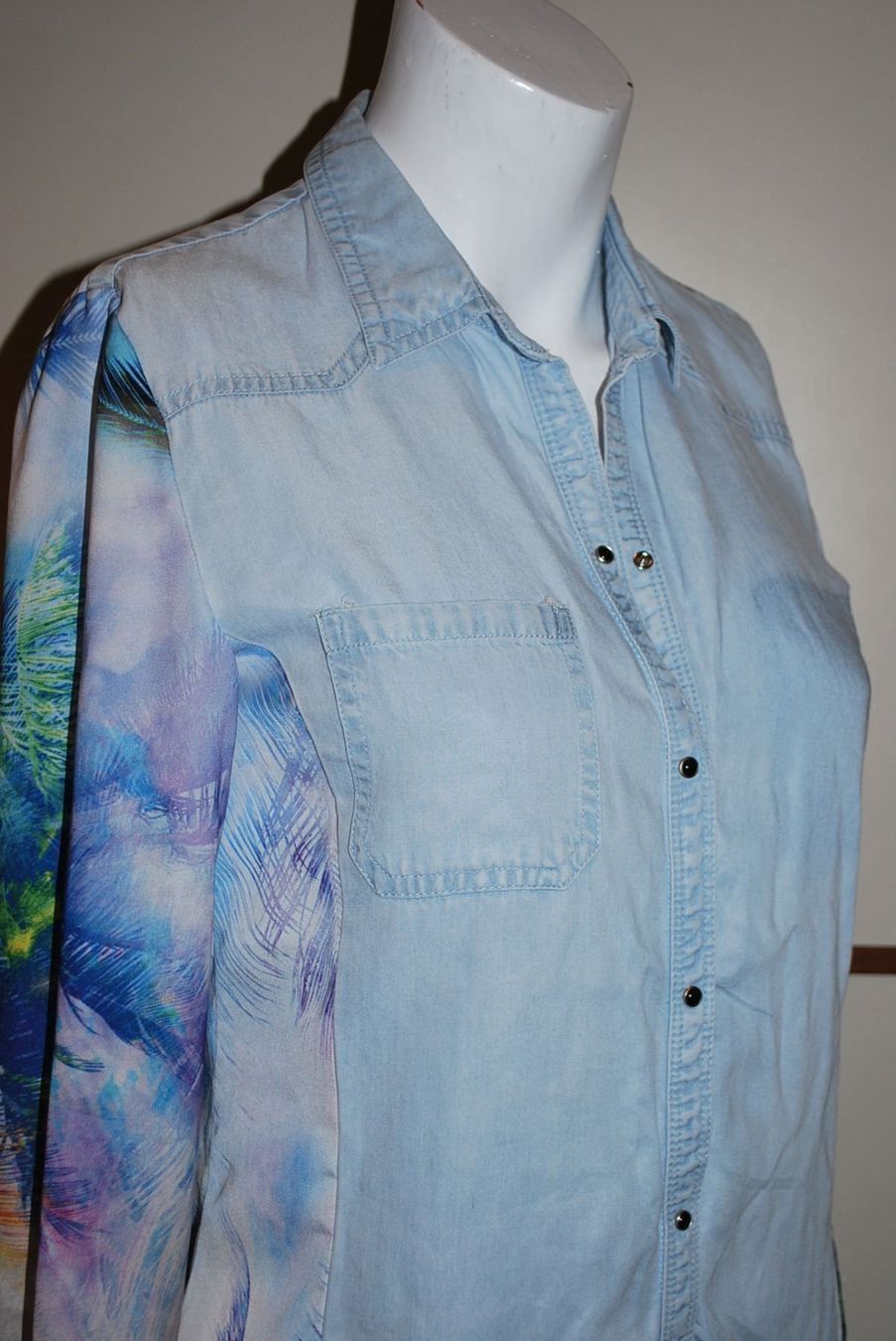 Zara Camicette: Chemisier ZARA Taille  XS – Usato da Cossonay-ville venduto da Super-Price-Quality 3