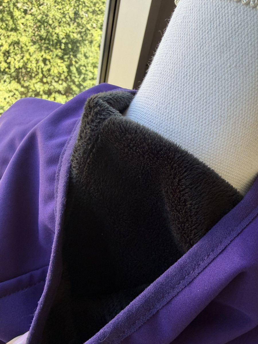 Giacche: Purple Fleece-Lined Hooded Jacket Size 42 – Usato da Nyon venduto da Deb_D39 3