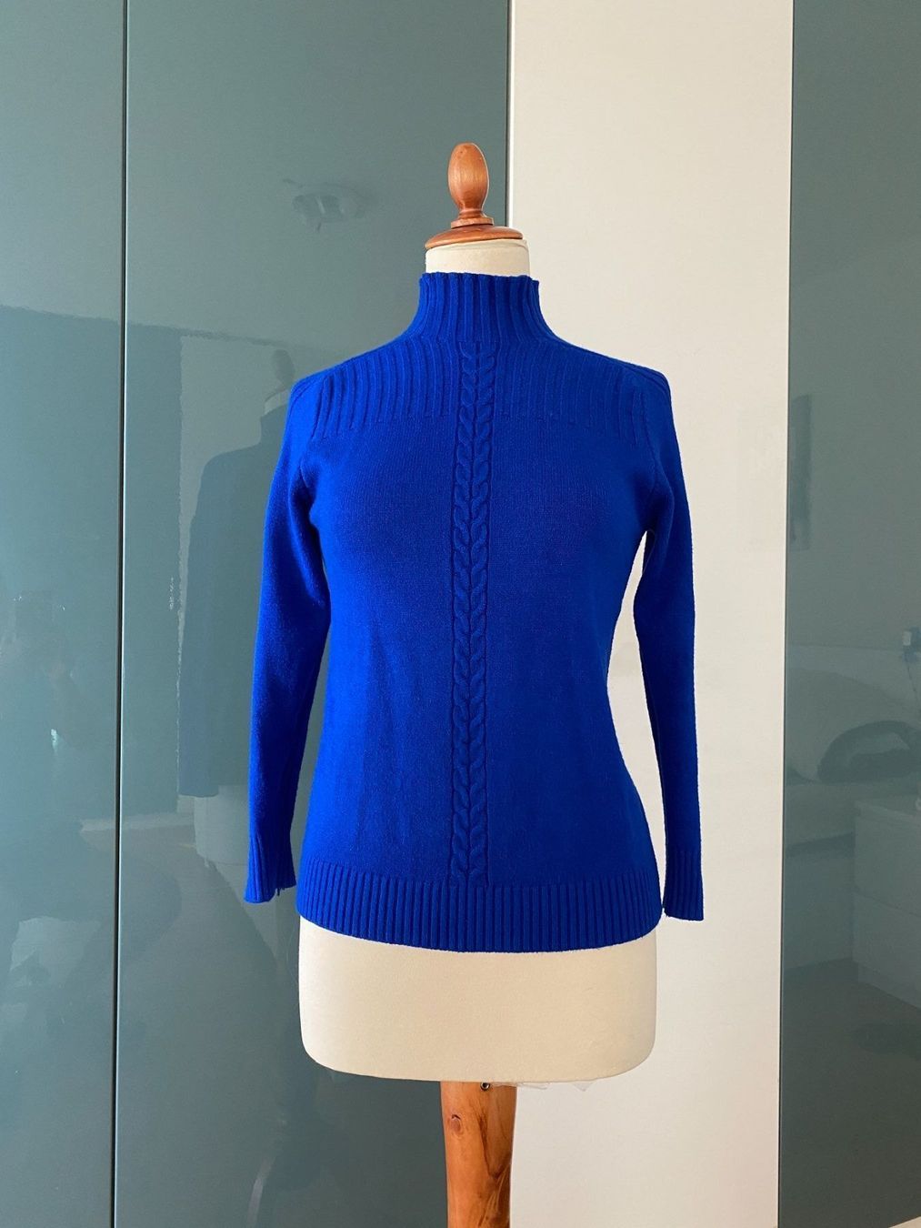 Pullover & Sweatshirts: Blauer Pullover Einheitsgröße [S/M] – Gebraucht aus Dübendorf von Levintreyer 1