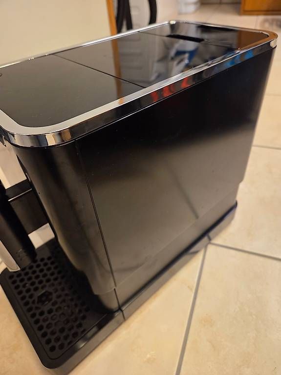 Macchine per caffè & Macchine per espresso: Kaffeevollautomat MioStar  – Usato da Büttikon AG venduto da Peet1 3