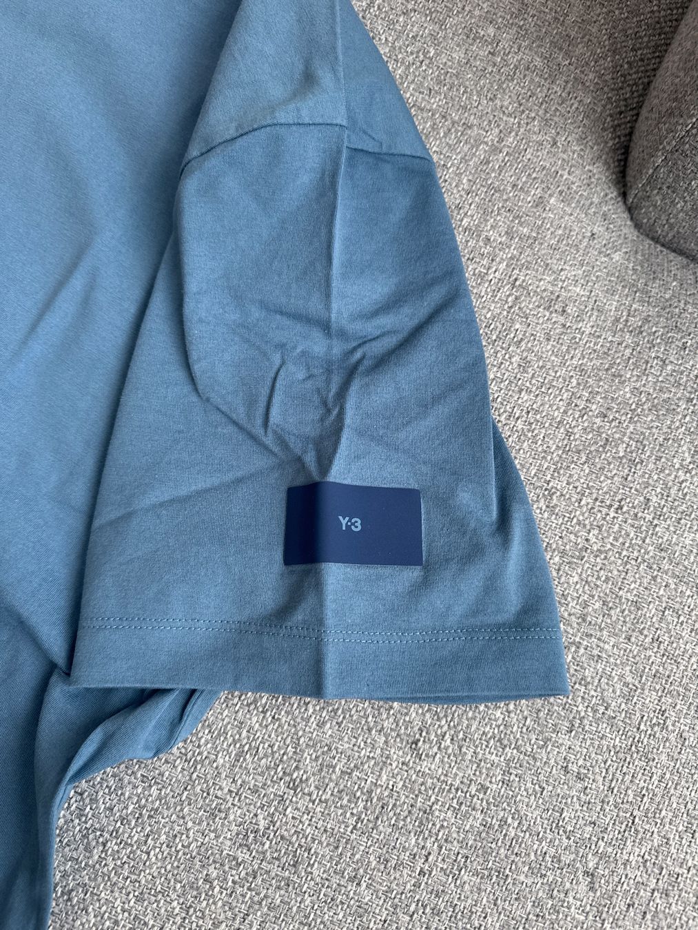 Y-3 T-shirt: Y-3 T - Shirt Grösse M – Usato da Wädenswil venduto da Sneakerio 1