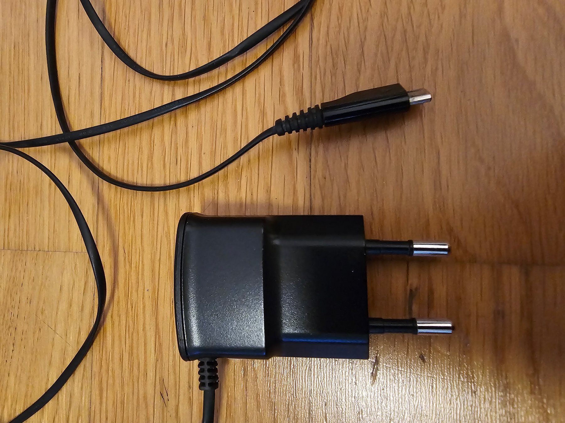 Samsung Caricabatterie: Samsung Ladekabel USB Micro B – Usato da Zürich venduto da Zurich_M 1