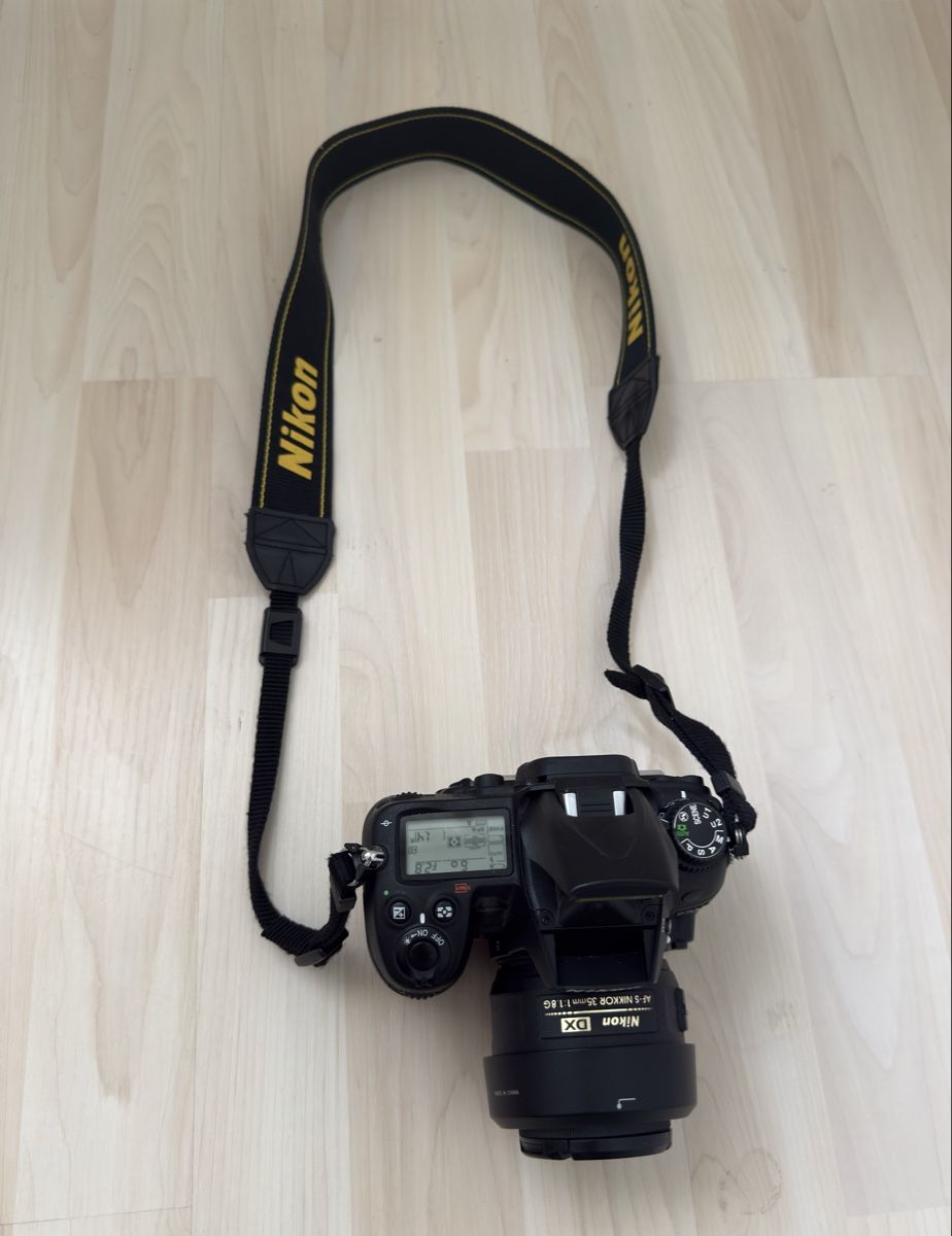 Nikon Fotocamera: Nikon D7000 SetSuper Zustand mit 2 Objektiven – Usato da Steffisburg venduto da com_tg29 4