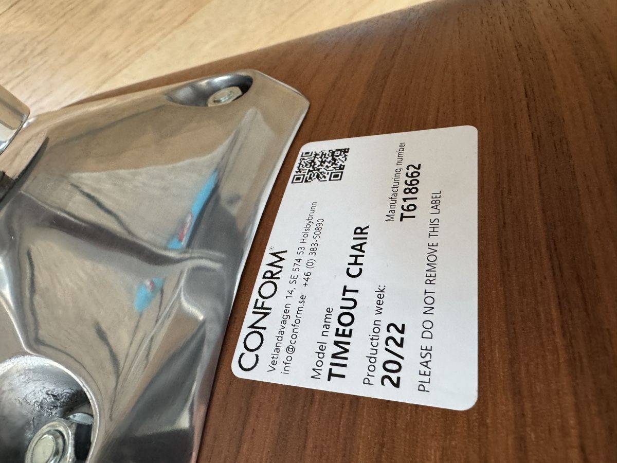 Poltrone: Conform Timeout Sessel mit Hocker Leder schwarz Holz – Usato da Kilchberg ZH venduto da Fingerprint 1