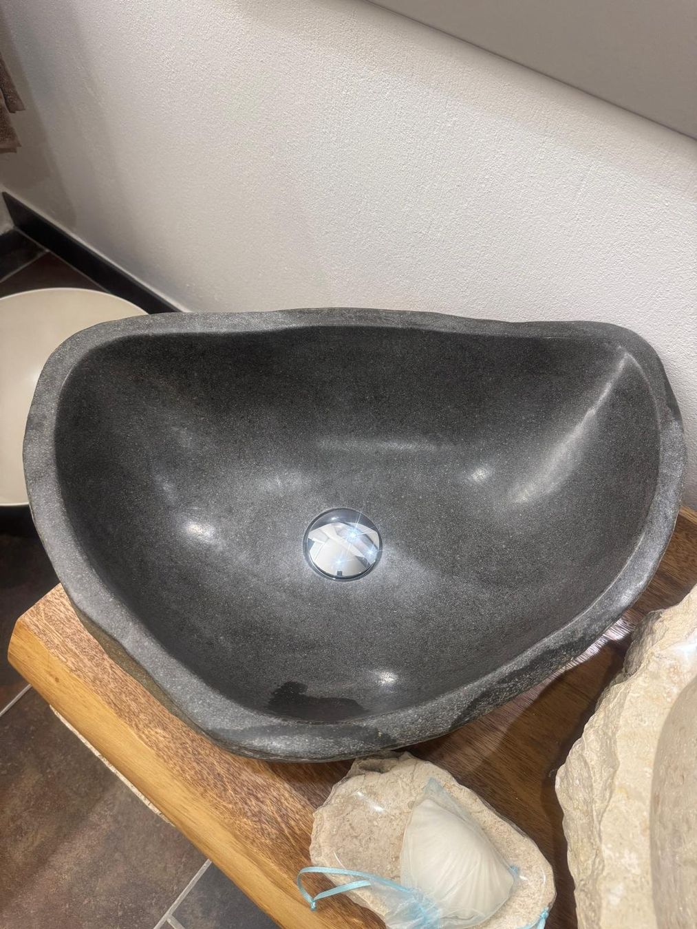 Lavabi & lavandini: Granit-Waschbecken Riverstone Grau – Nuovo e nell'imballaggio originale da Berikon venduto da al7_7jyx