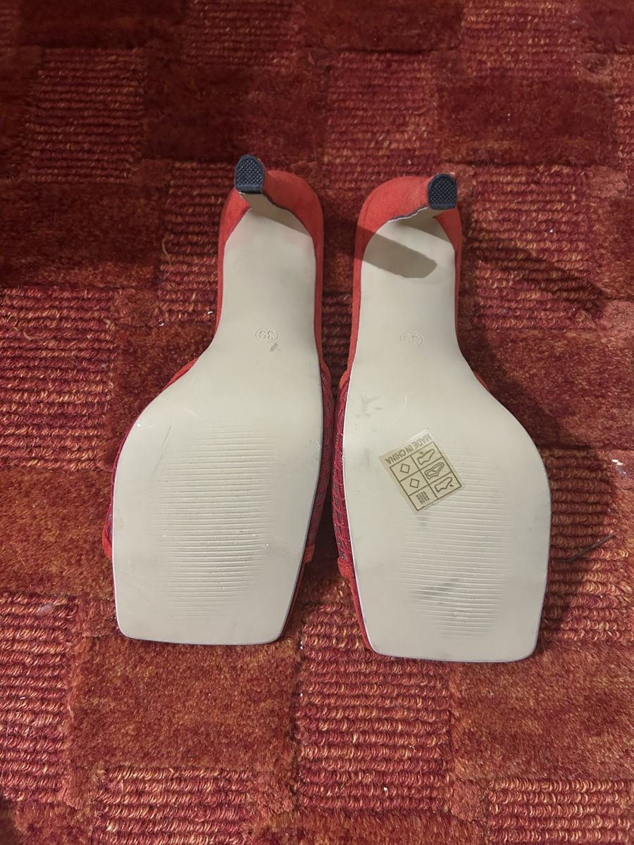 Scarpe da donna: Chaussures escarpins sandalettes – Nuovo (secondo la descrizione) da Saxon venduto da tok_8dnf 1