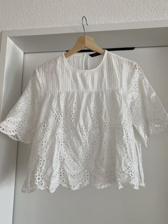 Zara Woman Bluse weiss Lochstickerei Grösse S