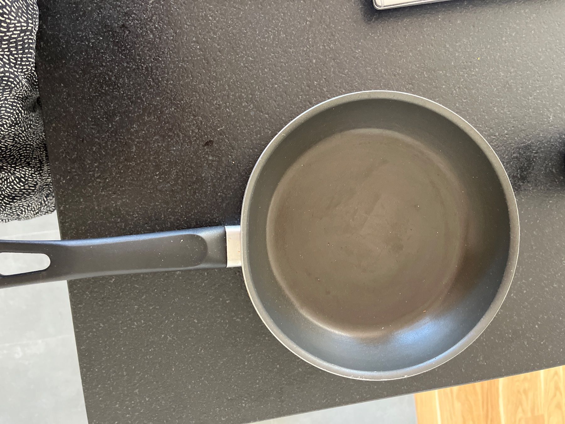 Pfannen: Padella – Gebraucht aus Schliern b. Köniz von sin_t5xk 1