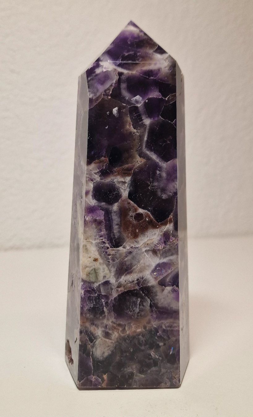 Minerali & Pietre curative: Chevron Amethyst Obelisk 17cm 835g – Nuovo (secondo la descrizione) da Matzingen venduto da Shay_Crystalz
