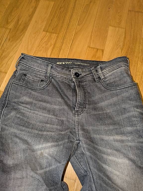 Jeans: Revit Vendome 2 Motorrad Jeans Gr. L / W33 – Gebraucht aus Luzern von moshpit_17 1