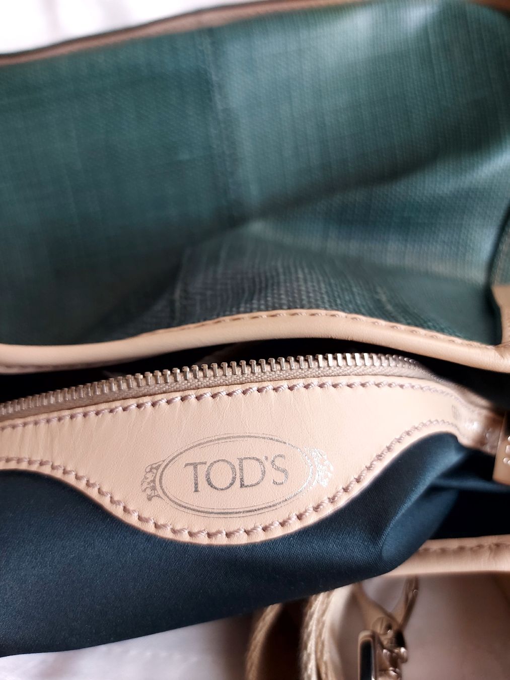 Tod'S Borse da donna: Tod's bag – Nuovo (secondo la descrizione) da Marin-Epagnier venduto da pomme77 5