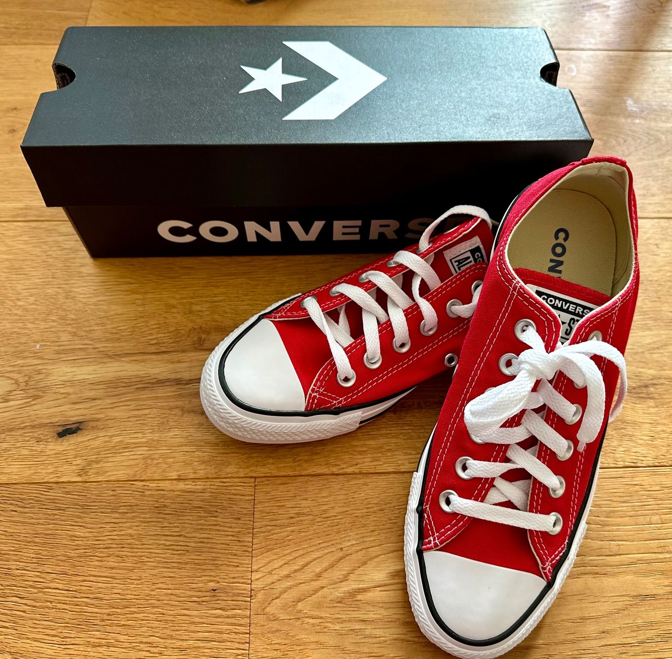 Converse Damenschuhe: Converse As ox can - Gr 38 – Neu und originalverpackt aus Einsiedeln von UnicornFairy