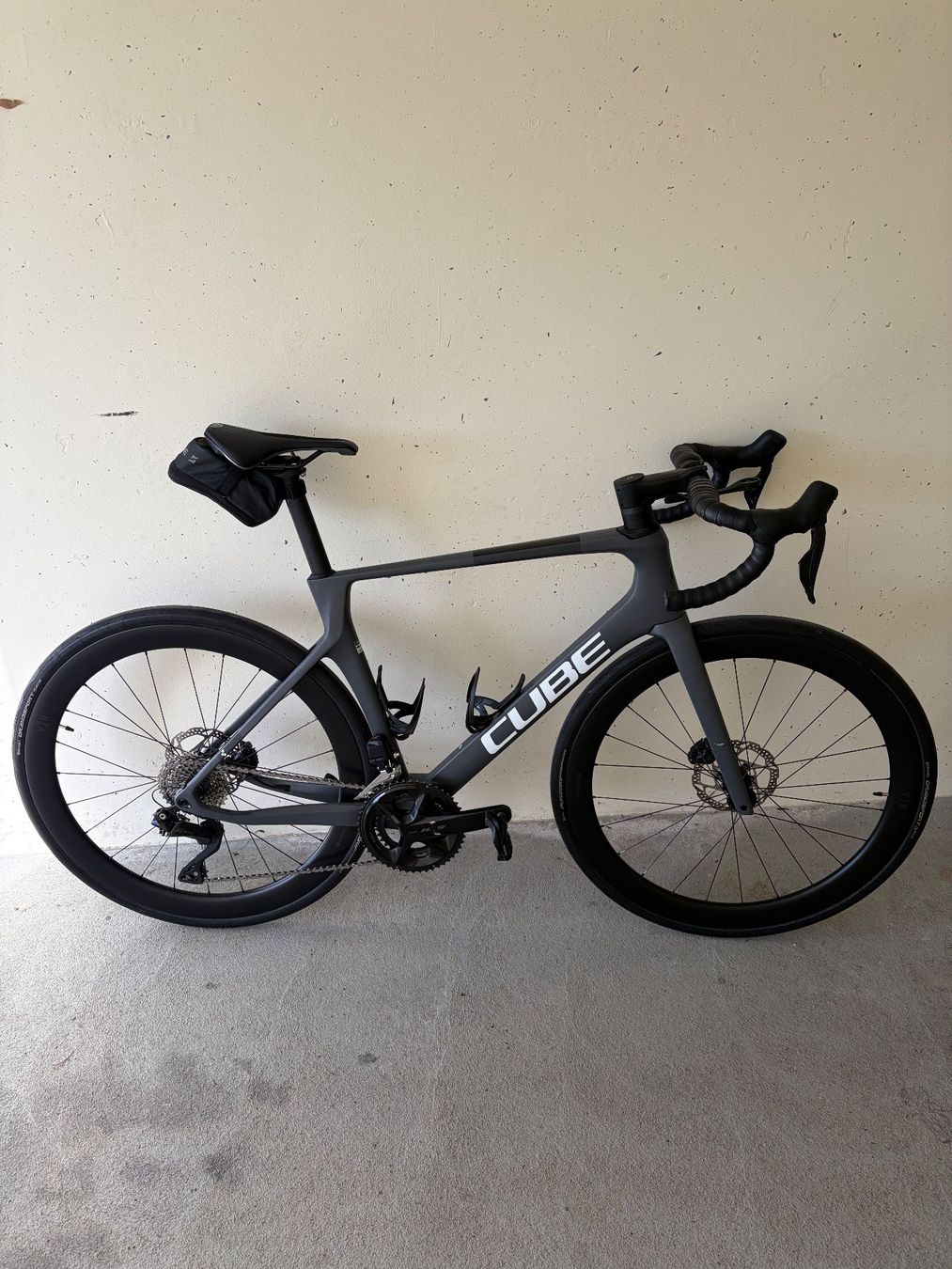 Cube Biciclette: Cube Agree C62 Carbon – Usato da Sâles (Gruyère) venduto da Maxmetraux 2