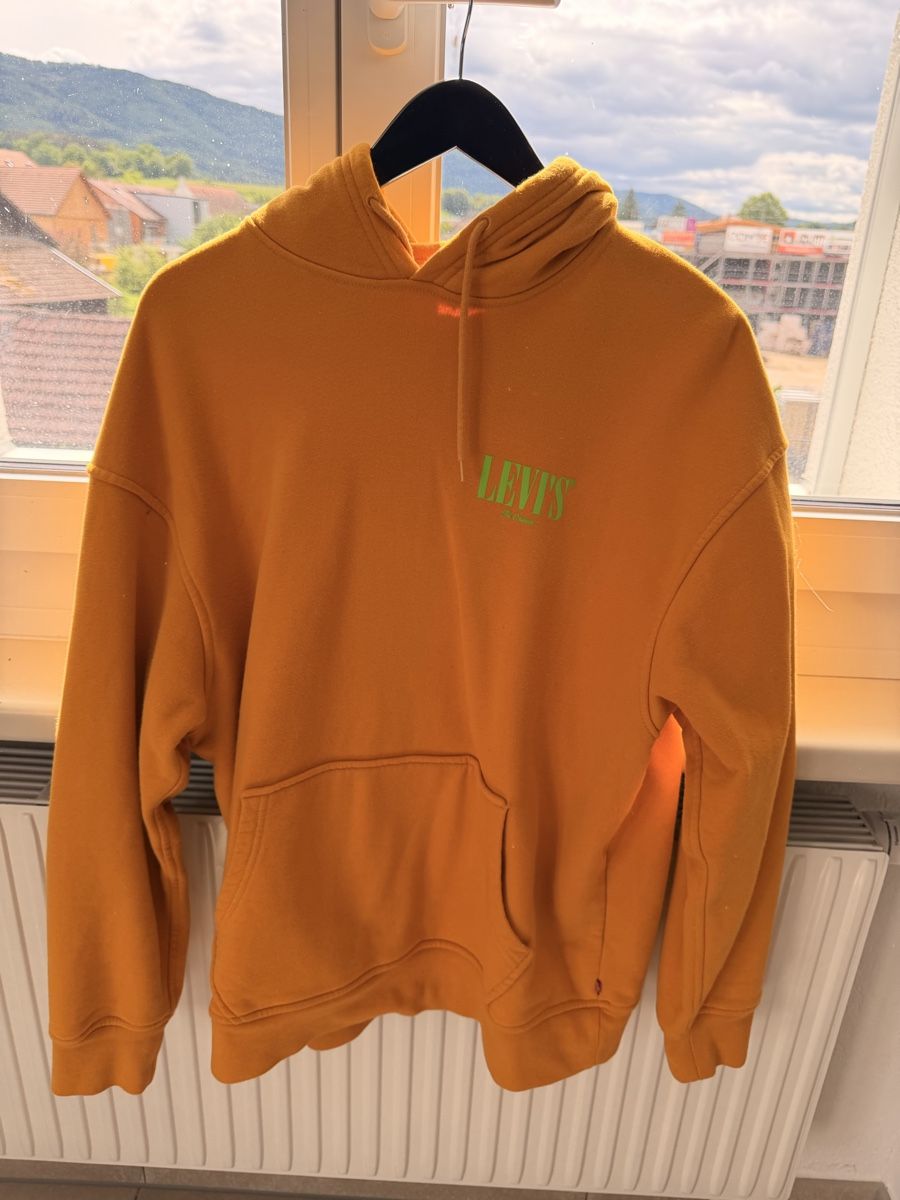 Lotti di vestiti: Lot de pulls et jaquettes en bon état  – Usato da Courtételle venduto da zittant93 4