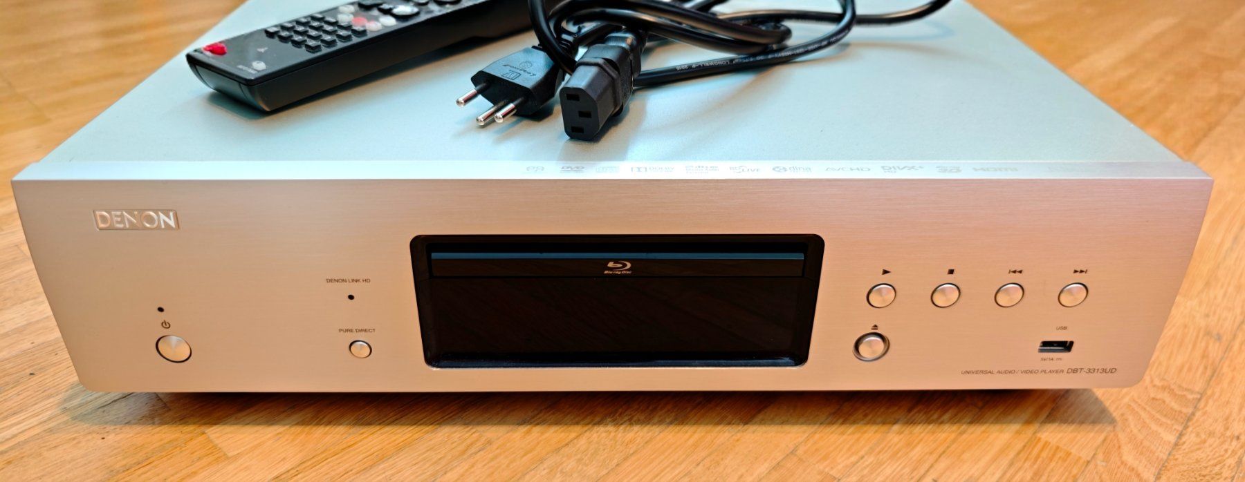 Denon Heimkino: *DEFEKT* Denon DBT-3313UD BluRay Player – Defekt aus Schlieren von Levinson