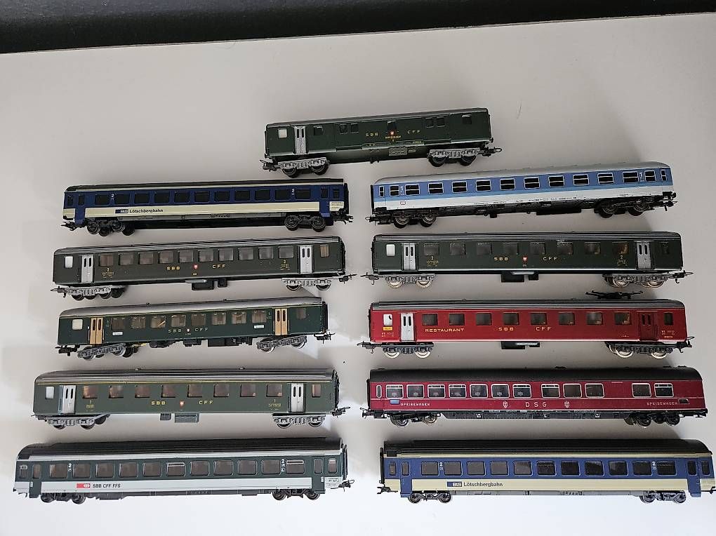 Modelleisenbahnen: Div.Wagen – Gebraucht aus Thun von sim_7cws