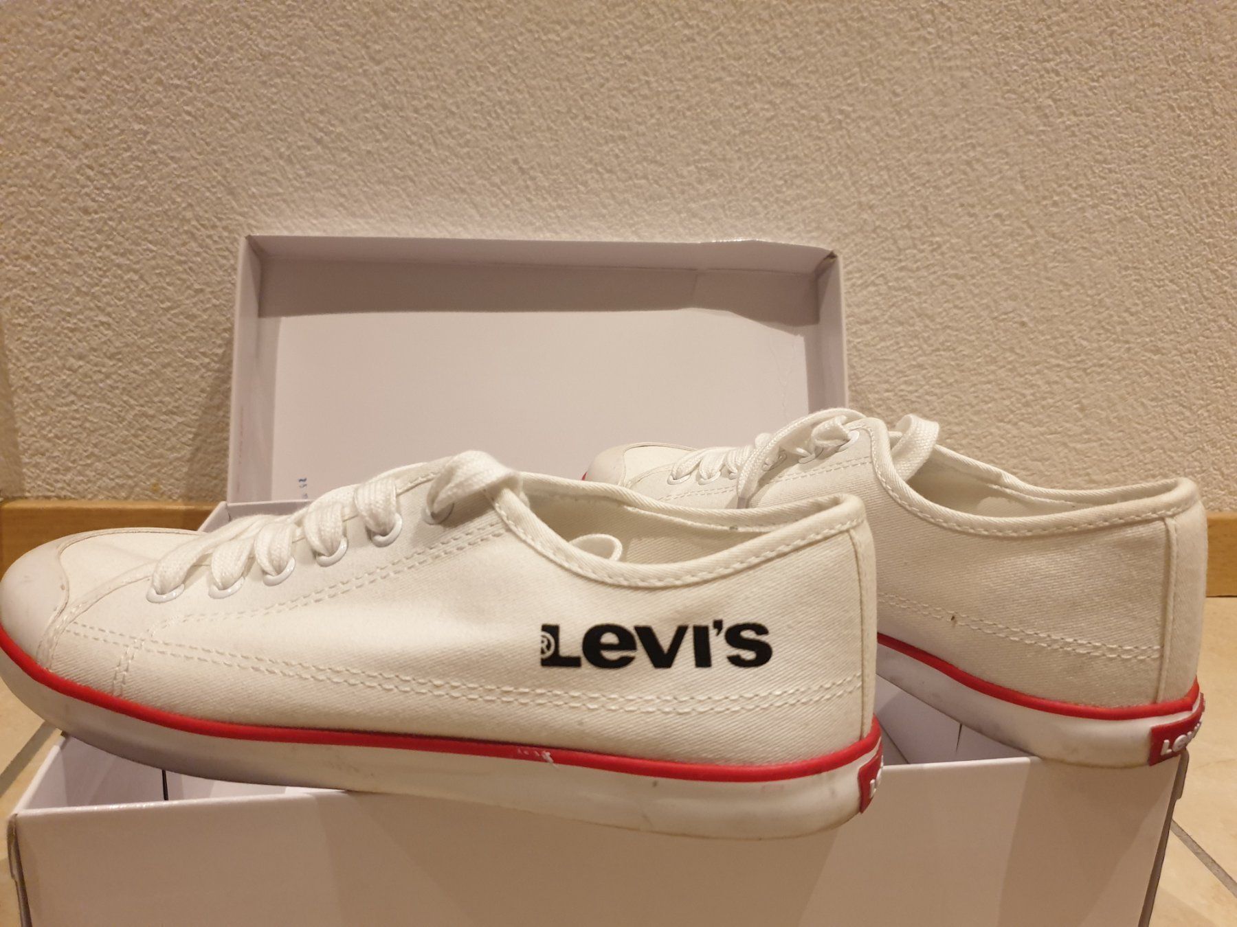 Levi's Chaussures hommes: Chaussures Levi's – D'occasion à Courtaman par Bluejazz 6