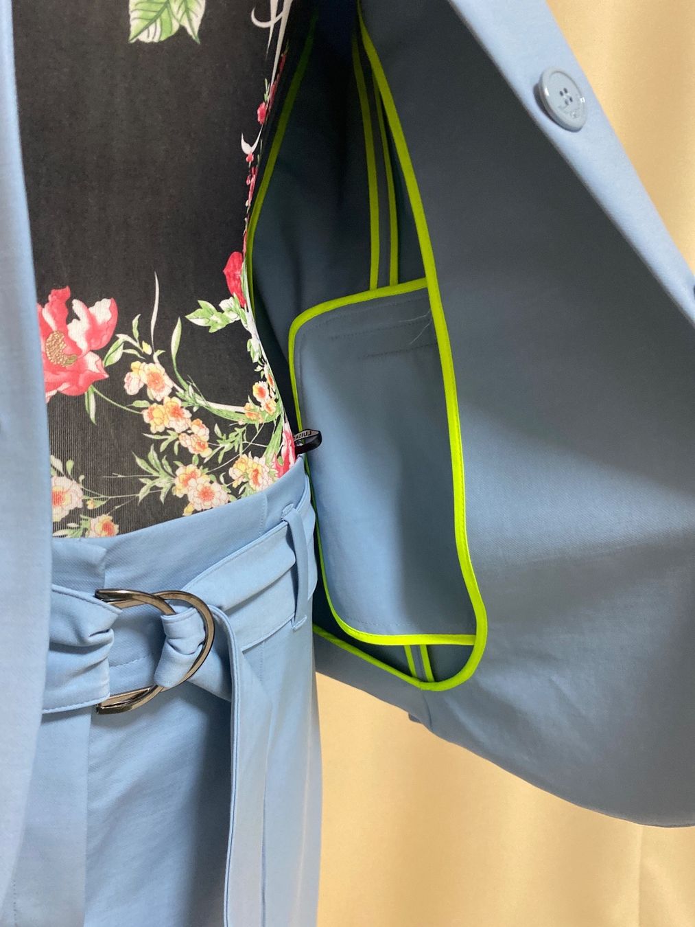 Luisa Cerano Completi & Tailleur: Anzug Luisa Cerano Grosse 42 – Usato da balsthal venduto da davidbalsthal23 3