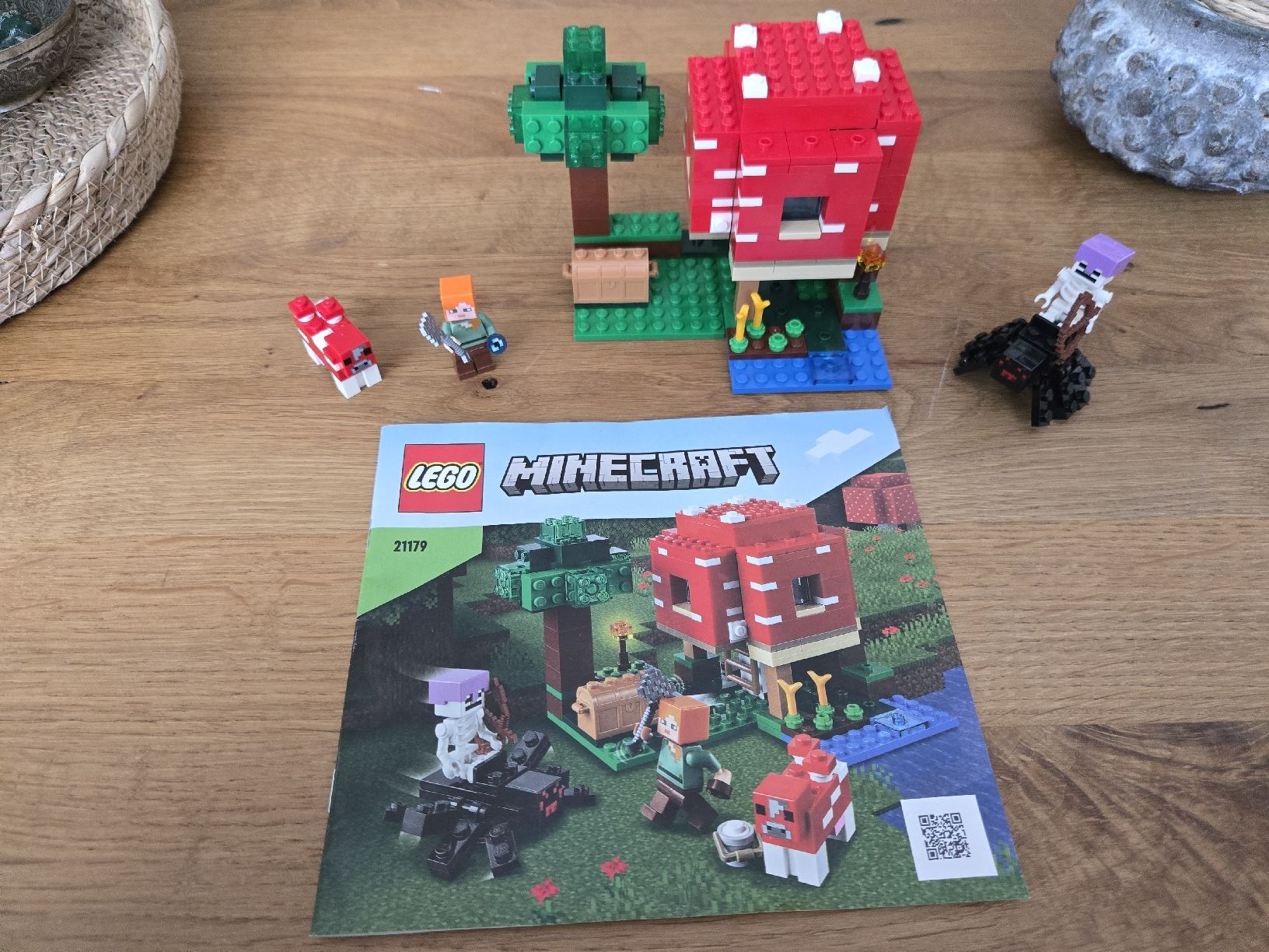 Lego Baukästen: lego minecraft 21179 – Gebraucht aus Beckenried von purple-bubbles