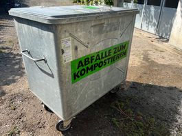 4 Rad Metallcontainer 800 Liter