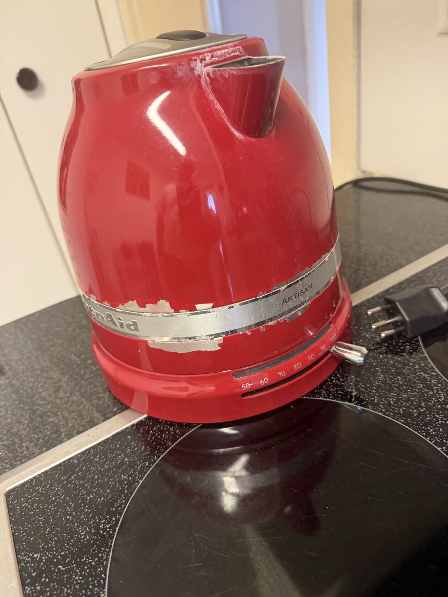 Kitchenaid Wasserkocher: KitchenAid Wasserkocher Rot  – Gebraucht aus Baden von noli.r 8