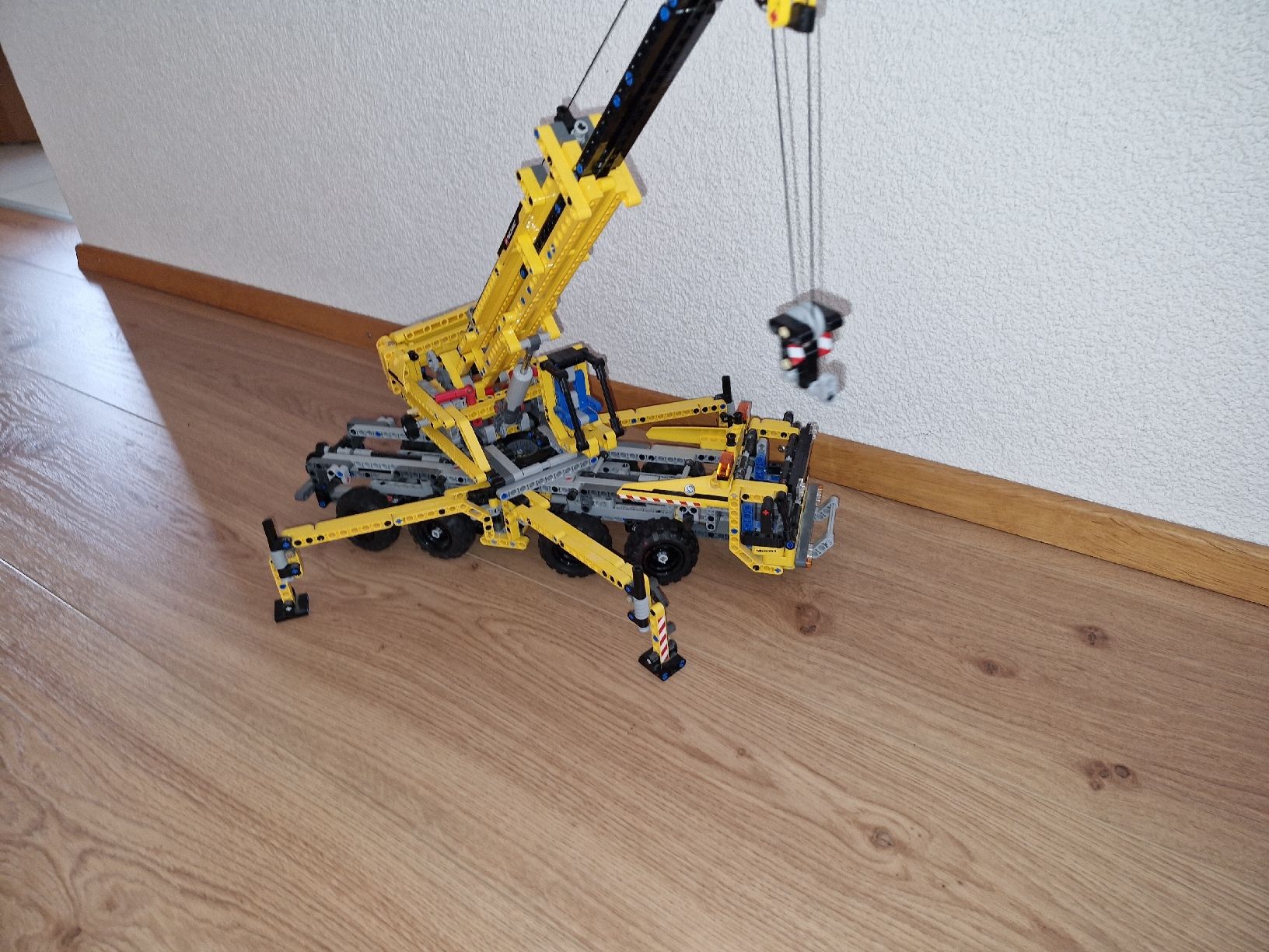Lego Spielzeuge: Lego Mobiler Kran 8053 – Gebraucht aus Illgau von raibe 8