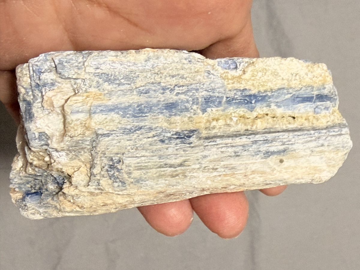 Minéraux & Lithothérapie: Kyanit  Rohstein natural  – Neuf (Voir description) à Oberhof par RealStone 5