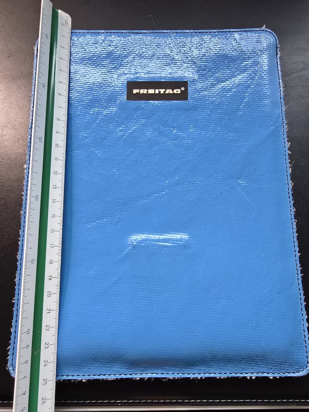 Freitag Covers & Taschen: FREITAG Tablet Sleeve – Gebraucht aus Zürich von Fash1on 2